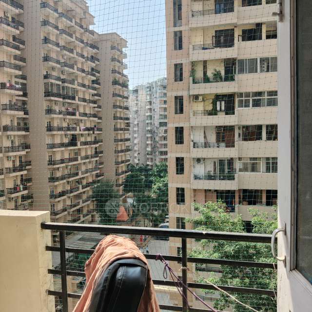 2 BHK Flat In Cosmos Golden Heights, Crossings Republik For Sale  In Crossings Republik