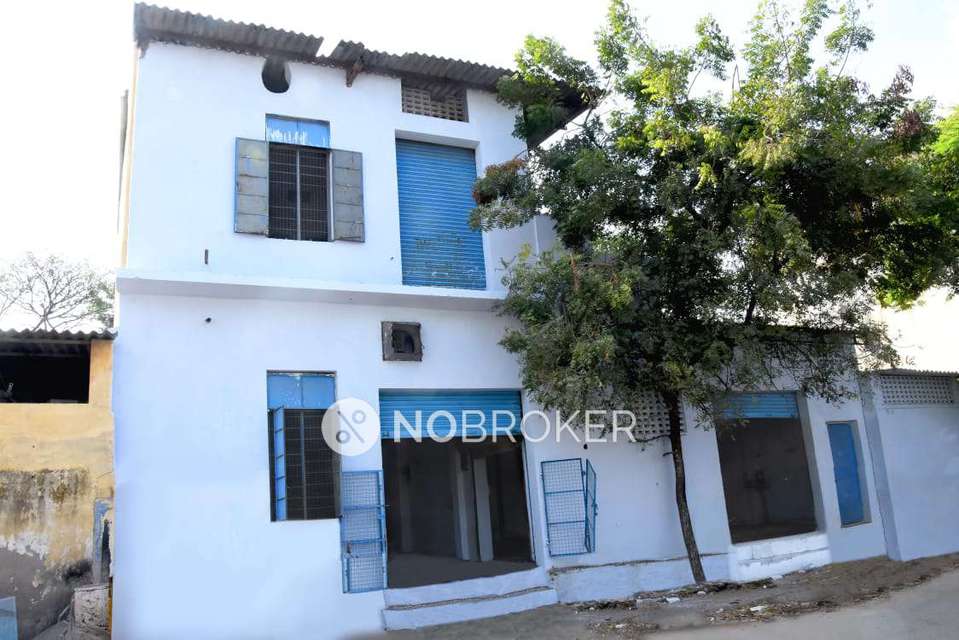 Godown/Warehouse in Kodungaiyur, Chennai for Rent 