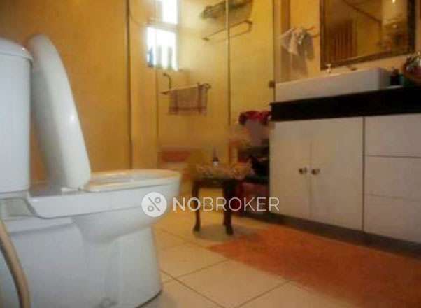 4 BHK Flat In Amrapali Sapphire For Sale  In Sector-45