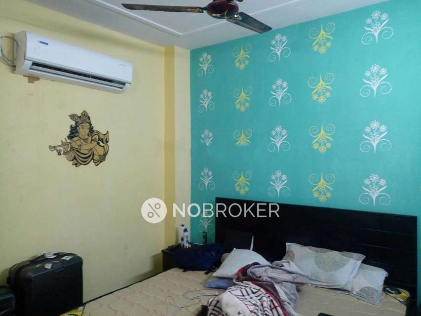 2 BHK Flat In Standalone Building  For Sale  In  Uttam Nagar