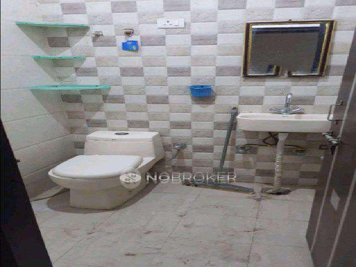 PG for Girls in Kirti Nagar