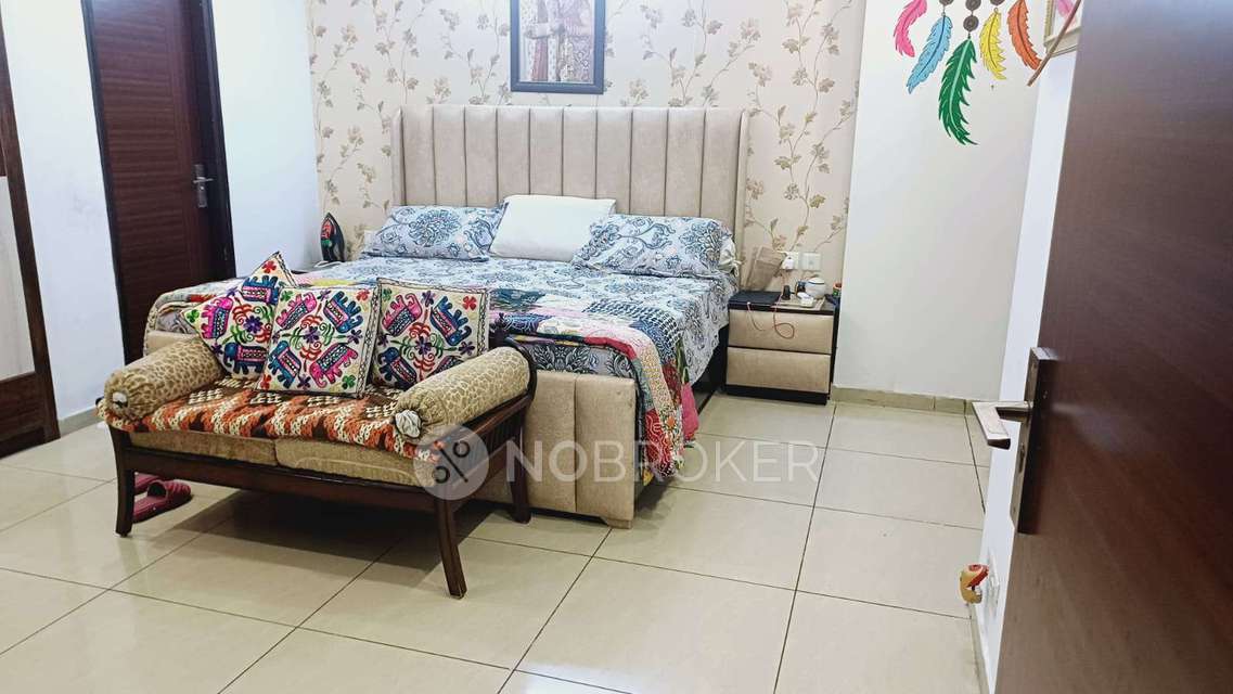 3 BHK Flat In Gulshan Ikebana For Sale  In Sector 143