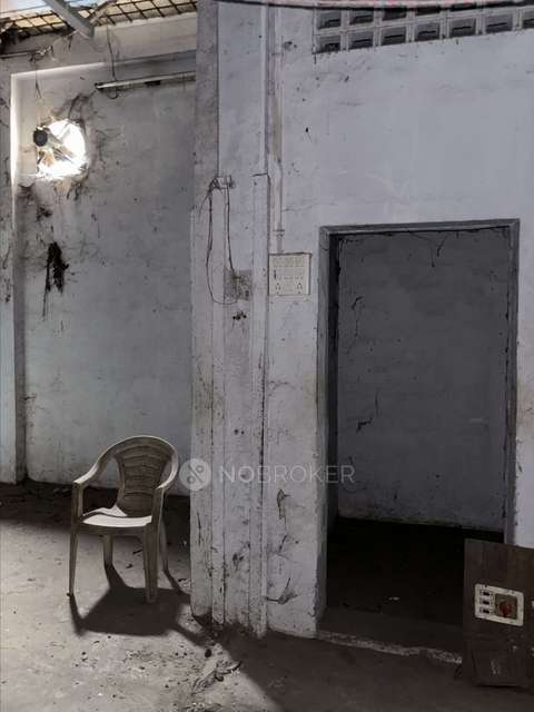 Godown/Warehouse in Apollo Hospital, Chennai for sale 