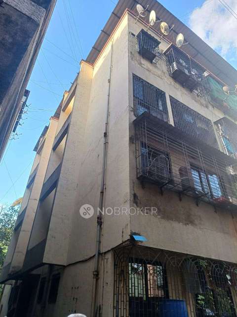 1 RK Flat For Sale  In Sanpada