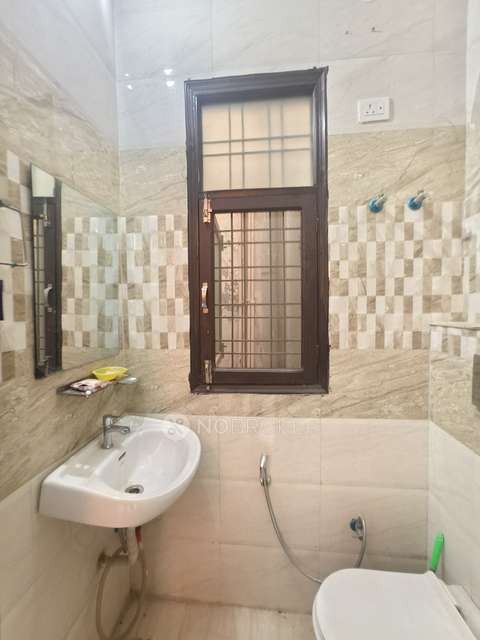 2 BHK Flat In Krishna Apartment For Sale  In Sector 7