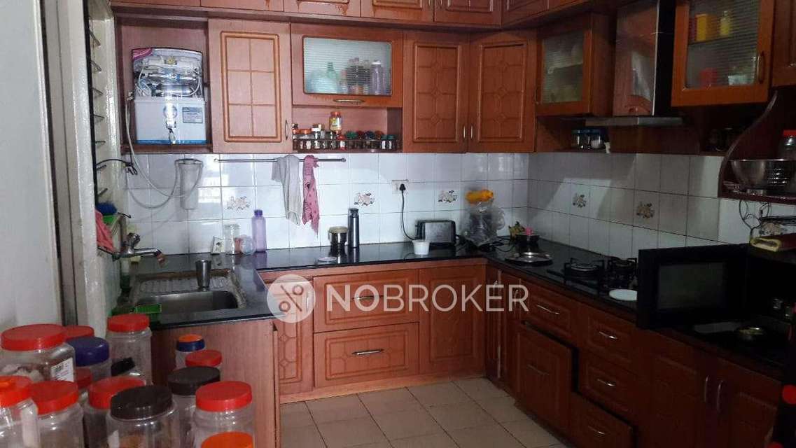 2 BHK Flat In Maangalya Suryodaya Apartments For Sale  In Marathahalli