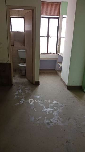 Office Space in Sector 18, Noida for Rent 