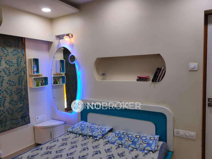 2 BHK Flat In Mahavir Universe Stellar Chs For Sale  In Bhandup West