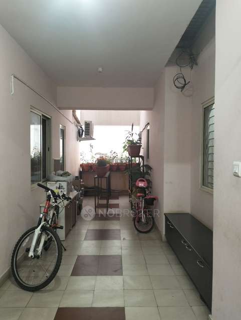 2 BHK Flat In Varun Residency For Sale  In Mallathahalli
