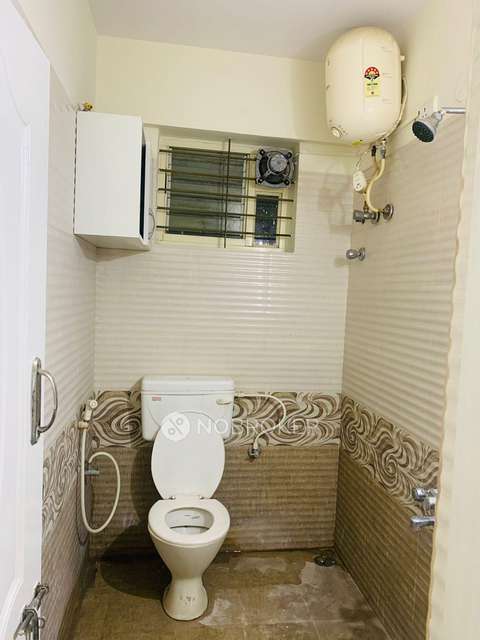 2 BHK Flat In Varun Residency For Sale  In Mallathahalli