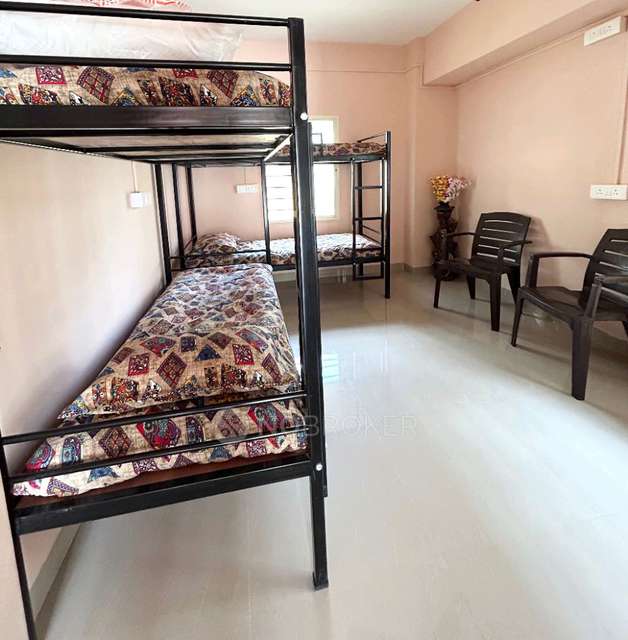 PG for Girls in Karve Nagar