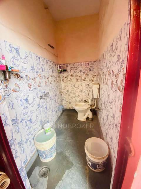 PG for Boys in Laxmi Nagar