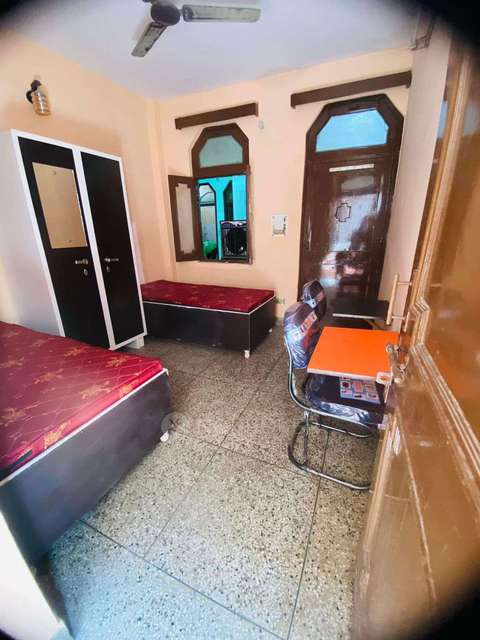 PG for Boys in Laxmi Nagar