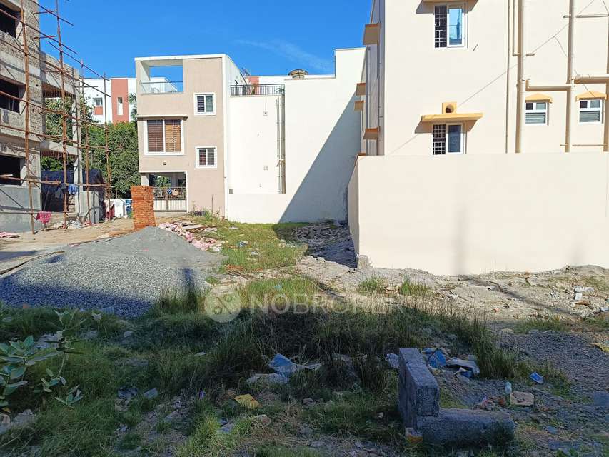 Plot For Sale  In 931 Sq. Ft. North-west Corner Plot  In Medavakkam