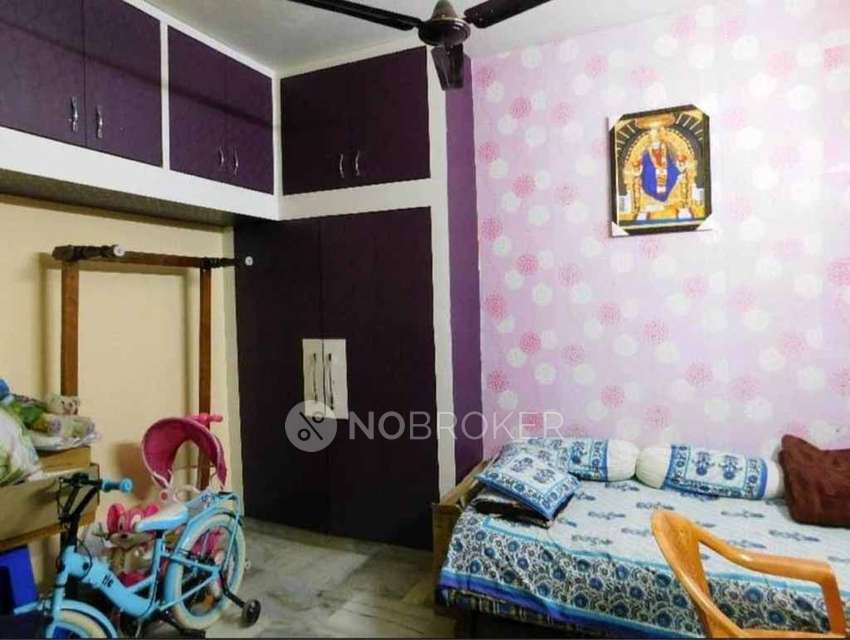 2 BHK Flat In Guru Prudhvi Towers For Sale  In Ramachandrapuram