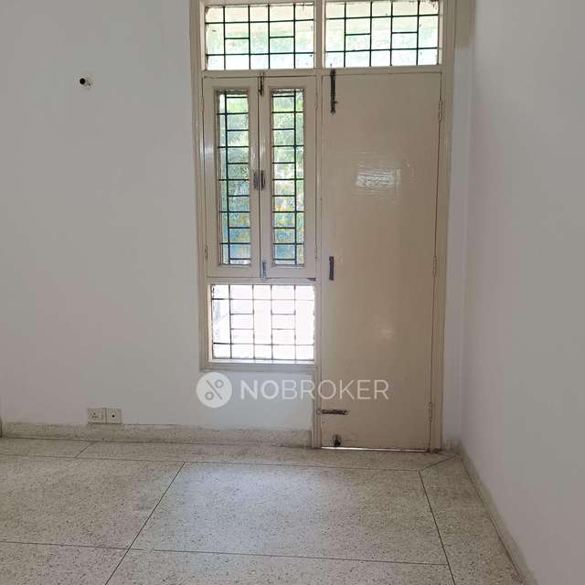 3 BHK Flat In Unitech South City 2 For Sale  In Sector 49