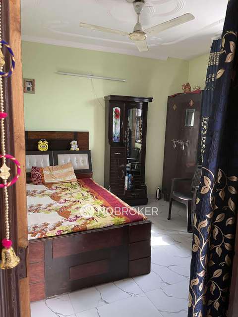 2 BHK Flat In Govind Puri For Sale  In Kalkaji