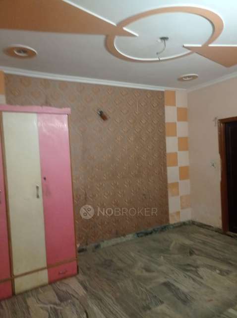 4 BHK Flat In Standalone Building  For Sale  In Uttam Nagar
