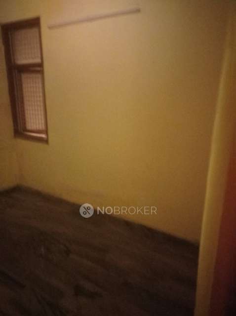 4 BHK Flat In Standalone Building  For Sale  In Uttam Nagar