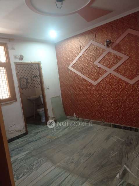 4 BHK Flat In Standalone Building  For Sale  In Uttam Nagar