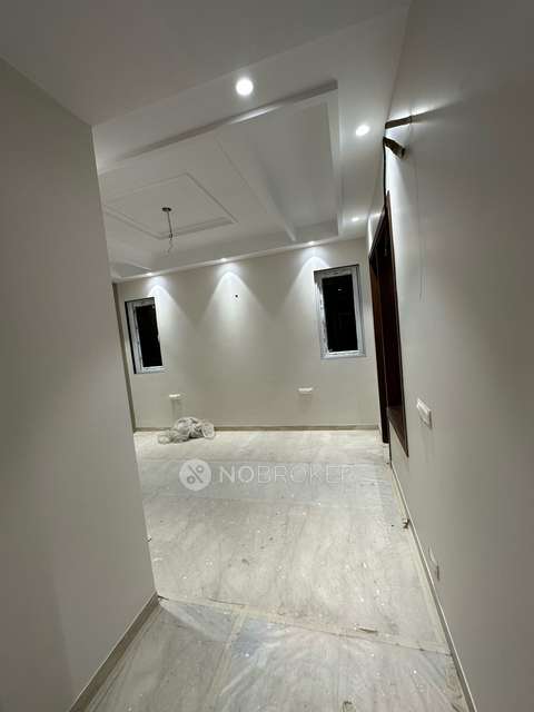 3 BHK Flat In A G C R  Enclave For Sale  In Anand Vihar Delhi