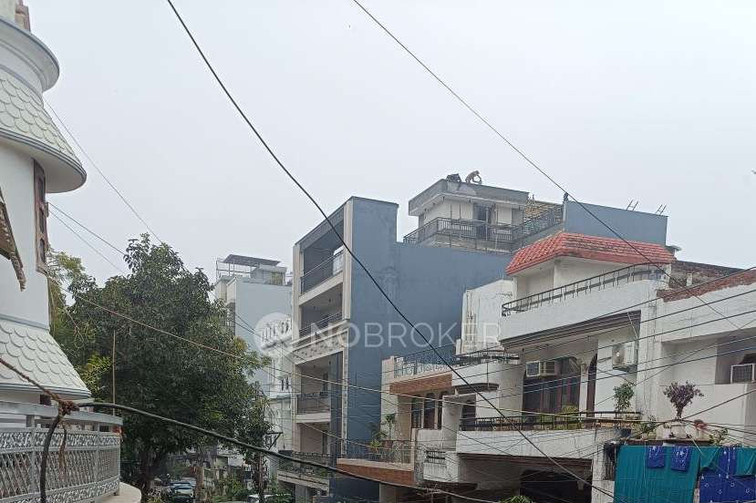 3 BHK Flat In A G C R  Enclave For Sale  In Anand Vihar Delhi