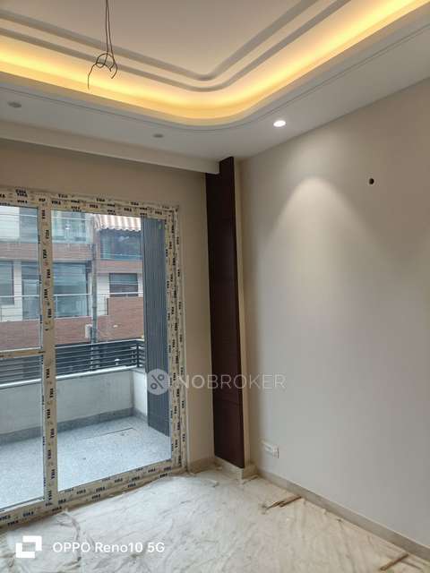 3 BHK Flat In A G C R  Enclave For Sale  In Anand Vihar Delhi