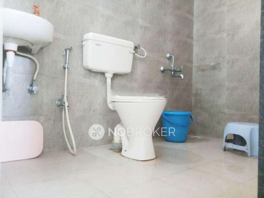 2 BHK Flat In Highway Bliss Society For Sale  In Ambegaon Bk