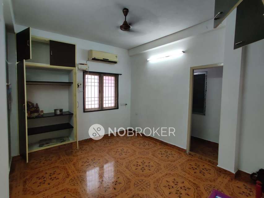 2 BHK Flat In Grahalaya Apartment For Sale  In West Mambalam
