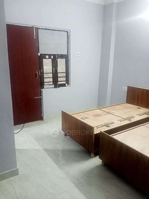 PG for Boys in Sector 69