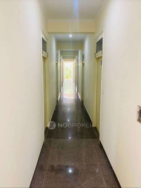 PG for Boys in Sector 69