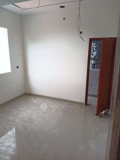 2 BHK Flat In Hills Tower For Sale  In Nawab Saheb Kunta