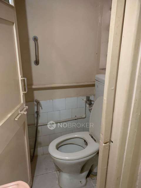 2 BHK Flat In Archana Nagar Society for Rent  In Erandwane