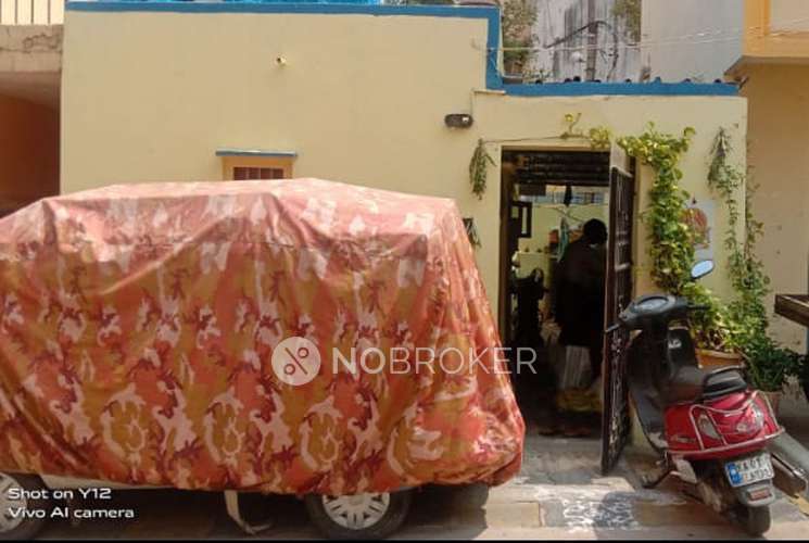 1 BHK Flat In Standalone Building  for Lease  In Padmanabhanagar