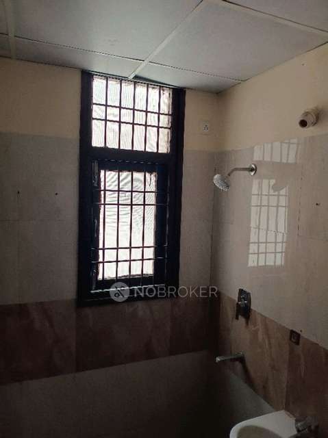 3 BHK Flat In Wave City Ghaziabad For Sale  In Wave City