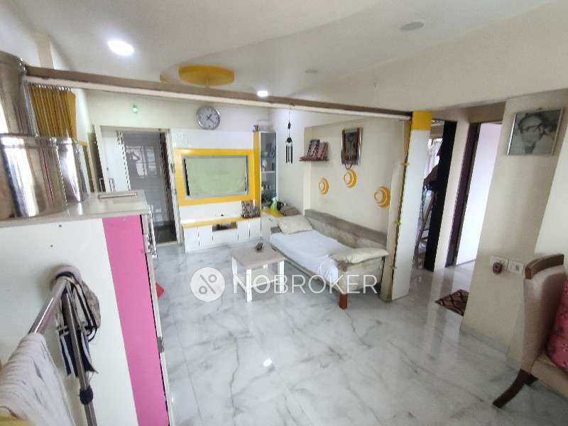 2 BHK Flat In Varun Chs For Sale  In Ghatkopar East