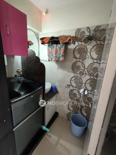 2 BHK Flat In Varun Chs For Sale  In Ghatkopar East