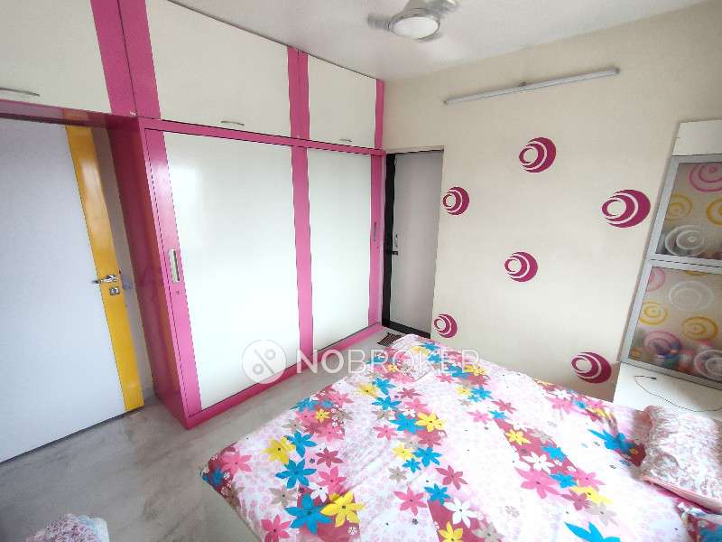 2 BHK Flat In Varun Chs For Sale  In Ghatkopar East