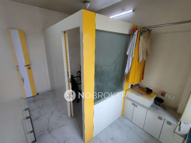 2 BHK Flat In Varun Chs For Sale  In Ghatkopar East