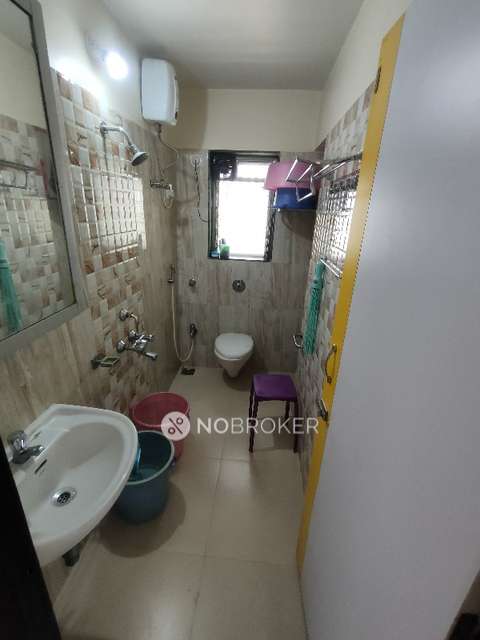 2 BHK Flat In Varun Chs For Sale  In Ghatkopar East