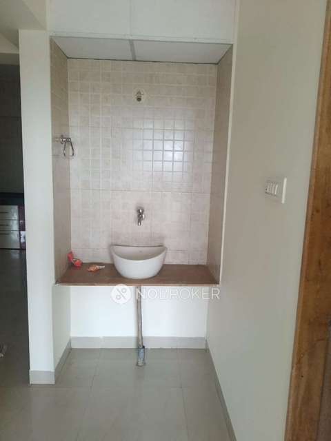 2 BHK Flat In Ganga Skies Housing Society for Rent  In  Pimpri Colony