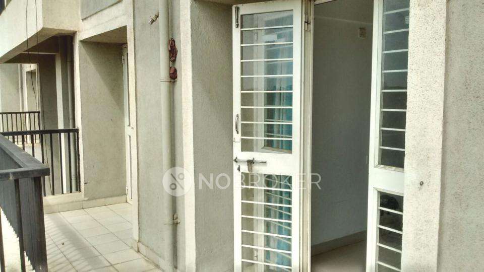 2 BHK Flat In Ganga Skies Housing Society for Rent  In  Pimpri Colony