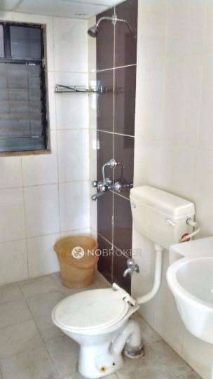 2 BHK Flat In Ganga Skies Housing Society for Rent  In  Pimpri Colony