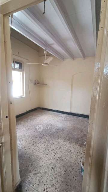 1 RK Flat In Bismillah Chawl Kurla Court West For Sale  In Kurla 