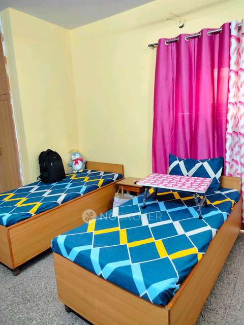 PG for Girls in Dwarka