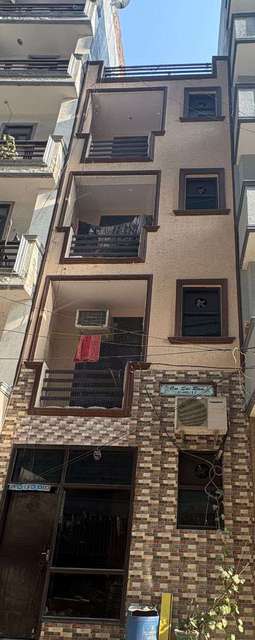 PG for Boys in Sector 24