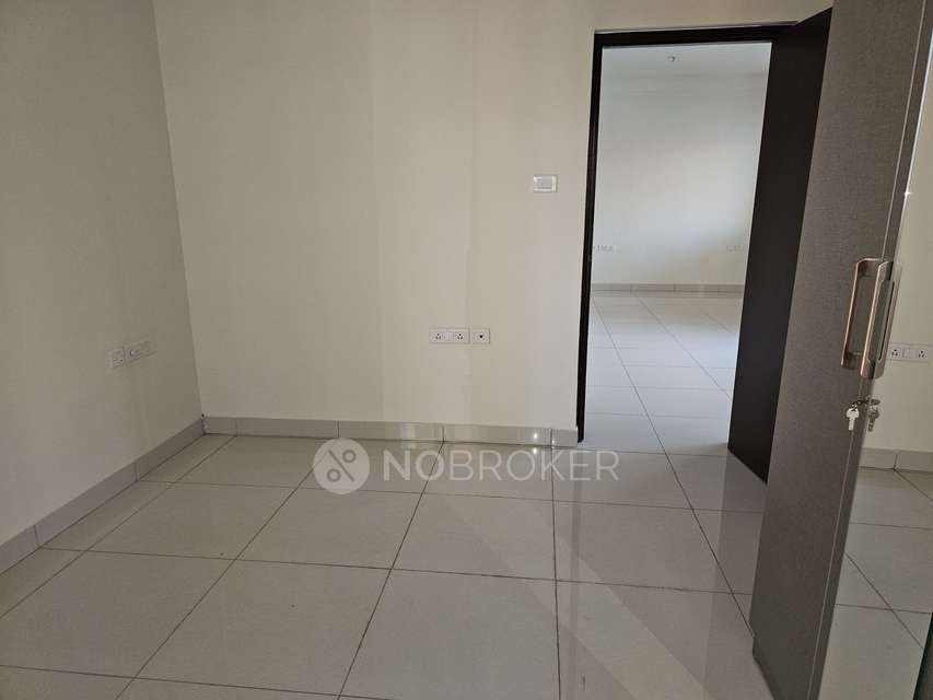 2 BHK Flat In Purva Silver Sands for Rent  In Mundhwa