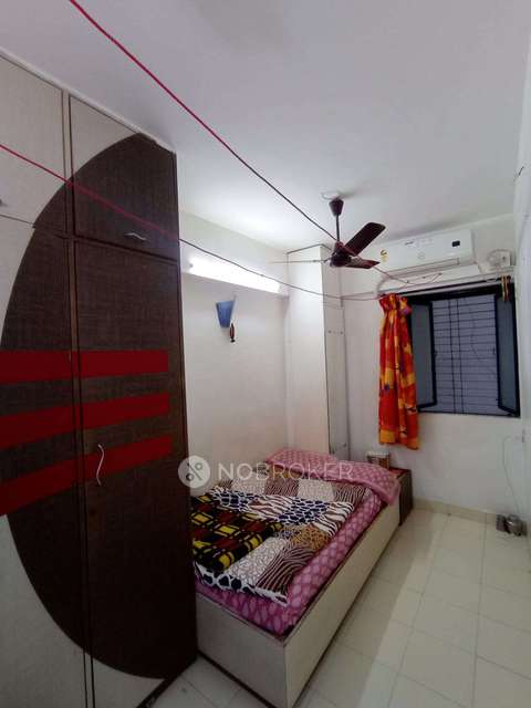 3 BHK Flat In Shiv Darshan Chs For Sale  In Borivali East