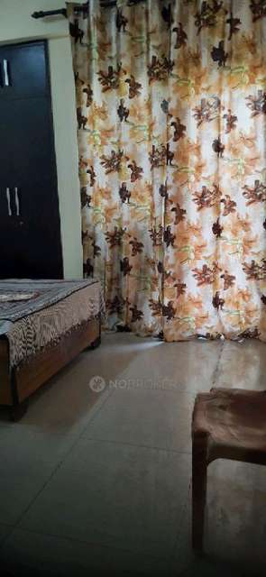 3 BHK Flat In 1st Avenue for Rent  In Noida