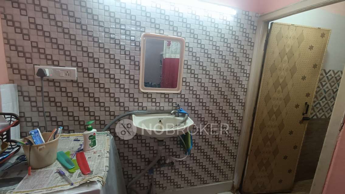 2 BHK Flat In Sri Venkateswara Apartments  For Sale  In Neredmet